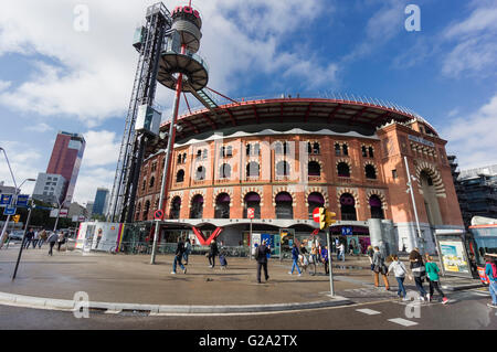 Las Arenas, Einkaufszentrum, ehemalige Stierkampfarena Plaza de Toros Monumental, Plaza de Espana, Barcelona, Katalonien, Spanien Stockfoto