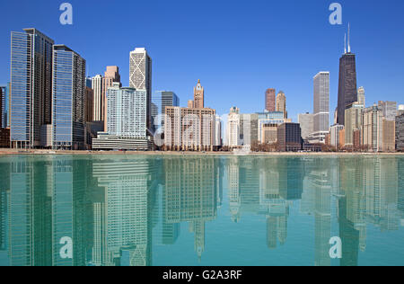 Skyline von Chicago an einem perfekten Tag Stockfoto