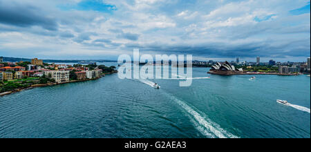 Luftaufnahme des Sydney Opera House an bewölkten Tag Stockfoto