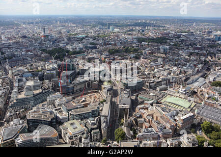 Eine Luftaufnahme von London aus dem Bereich des Old Bailey in Richtung Westen auf der Suche Stockfoto