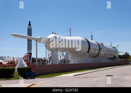 Ansicht einer Saturn-1 b-Rakete, (SA-209) in der Rakete Park am Kennedy Space Center Stockfoto