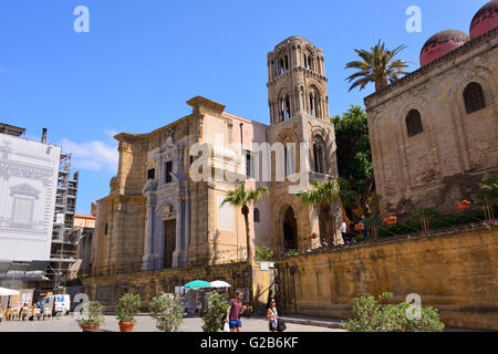 Chiesa la Martorana mit Chiesa San Cataldo rechts in Palermo, Sizilien, Italien Stockfoto