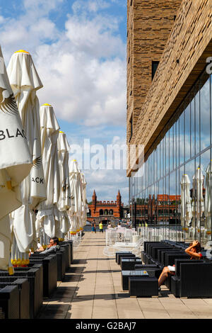 Nhow Hotel eröffnet im Jahr 2010 als Musik und Lifestyle Hotel an der Spree in Berlin. Stockfoto