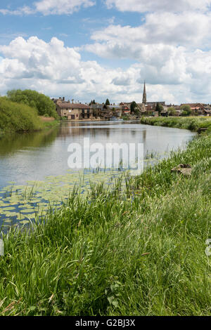 Einen Blick auf den Fluss Great Ouse in Richtung St Ives Cambridgeshire Uk Stockfoto