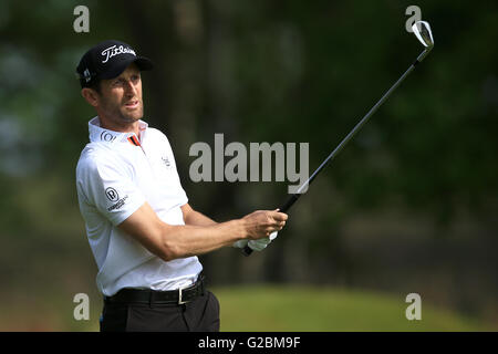 Der Franzose Gregory Bourdy am zweiten Tag der BMW PGA Championship im Wentworth Club, Windsor. DRÜCKEN SIE VERBANDSFOTO. Bilddatum: Freitag, 27. Mai 2016. Siehe PA Geschichte Golf Wentworth. Das Foto sollte lauten: John Walton/PA Wire. EINSCHRÄNKUNGEN: Die Nutzung unterliegt Einschränkungen. Nur für redaktionelle Zwecke. Keine kommerzielle Nutzung. Weitere Informationen erhalten Sie unter +44 (0)1158 447447. Stockfoto