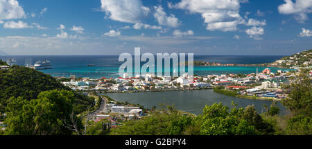 Panoramablick über Philipsburg, Sint Maarten, niederländische Antillies Stockfoto