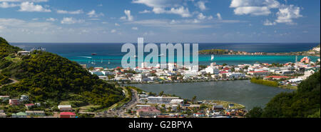 Panoramablick über Philipsburg, Sint Maarten, niederländische Antillies Stockfoto