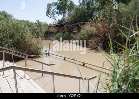 Fluss Jordan Taufstätte in der Wüste von Judäa Stockfoto