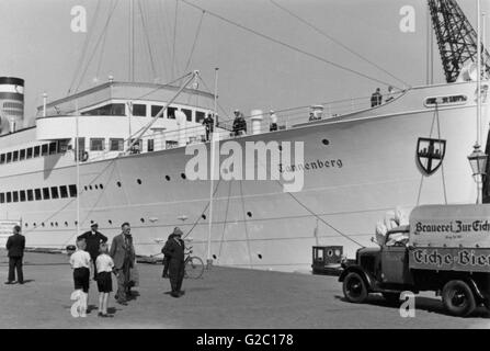 Die Fähre Schiff "Tannenberg" wurde benannt nach der Schlacht von Tannenberg, Ostpreußen, und Ostpreußen mit Deutschland verbunden. Durch den Vertrag von Versailles von 1919 wurde Deutschland geteilt. Neuen Polen in der Mitte. Stockfoto