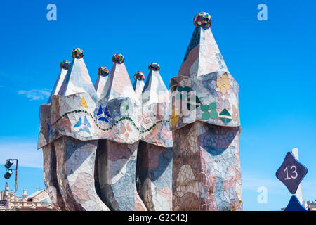 Spanien Katalonien Barcelona Eixample Passeig de Gracia Casa Batilo Casa Dels Ossus The House of Bones erbaut 1877 von Antoni Gaudi Stockfoto