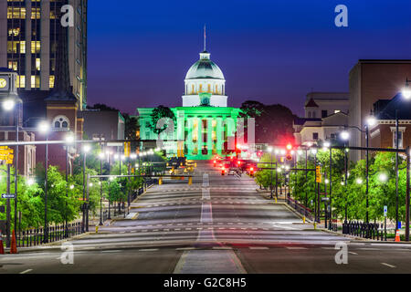 Montgomery, Alabama, USA mit dem State Capitol. Stockfoto