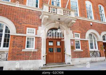 Polnische Botschaft Konsularabteilung Bouverie Street London UK Stockfoto