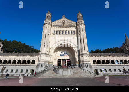 Basilika der heiligen Therese, Lisieux, Normandie, Frankreich Stockfoto