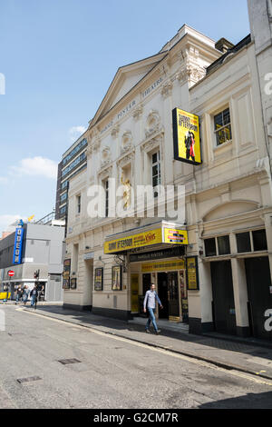 Edward Hall sonnigen Nachmittag am Pinter Theatre (ehemals The Comedy Theatre), Panton Street, London, SW1, UK Stockfoto