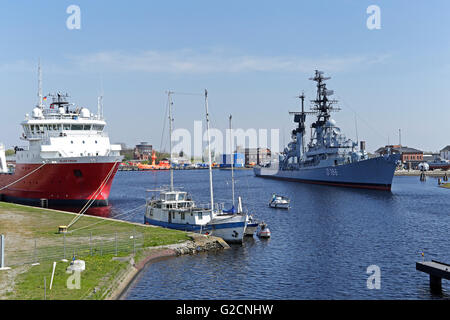 Zerstörer Moelders, deutschen Schiffahrtsmuseum, direkt am Meer, South Beach, Wilhelmshaven, Niedersachsen, Deutschland Stockfoto