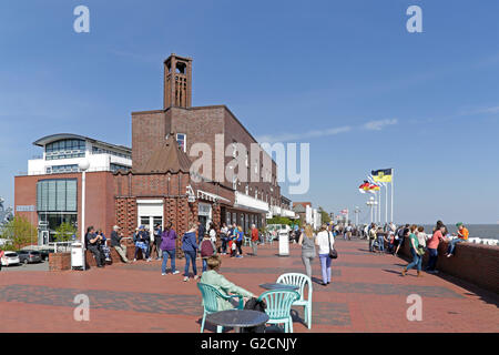 direkt am Meer, South Beach, Wilhelmshaven, Niedersachsen, Deutschland Stockfoto