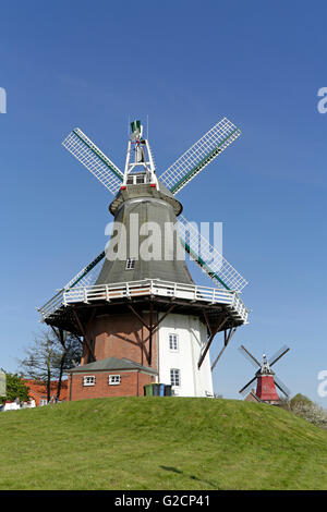 Windmühlen, Krummhoern, Ostfriesland, Greetsiel, Niedersachsen, Deutschland Stockfoto