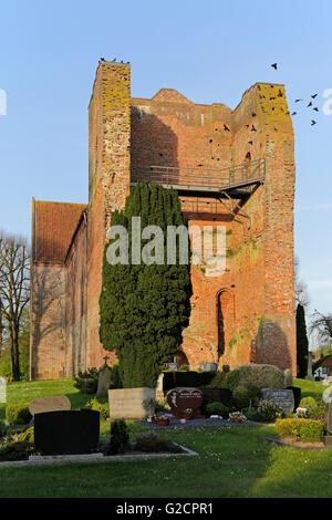 St. Mauritius-Kirche, Reepsholt, Ostfriesland, Niedersachsen, Deutschland Stockfoto