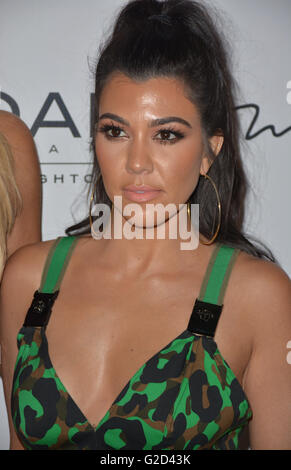 Las Vegas, Nevada, USA. 27. Mai 2016. Wirklichkeit Fernsehapparat Beschaffenheit Kourtney Kardashian besucht ex Partner Scott Disick besondere Geburtstagsfeier am 27. Mai 2016 in 1OAK Nachtclub The Mirage Hotel & Casino in Las Vegas, Nevada. © Marcel Thomas/ZUMA Draht/Alamy Live-Nachrichten Stockfoto