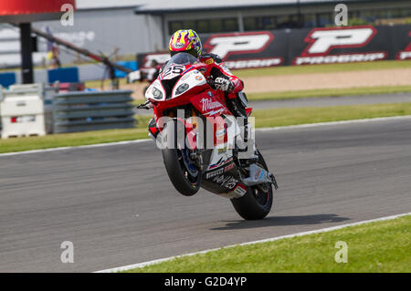 Donington Park, Derby, UK. 28. Mai 2016. World Superbike Acerbis UK Runde 7 in Donington Park. #25 Joshua Brookes beenden der Melbourne Loop während Superpole Stockfoto