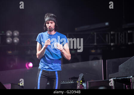 Leicester, UK. 28. Mai 2016. Kasabian führen an der Leicester City King Power Fußballstadion in der Feier von Leicester City Gewinn der Premier League-Titel, Leicester 28.05.2016 Credit: Gary Mather/Alamy Live News Stockfoto