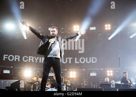 Leicester, UK. 28. Mai 2016. Kasabian führen an der Leicester City King Power Fußballstadion in der Feier von Leicester City Gewinn der Premier League-Titel, Leicester 28.05.2016 Credit: Gary Mather/Alamy Live News Stockfoto