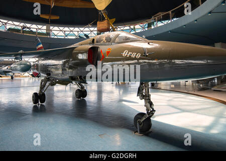 J-22 Orao am Museum für Luftfahrt in Belgrad, Serbien Stockfoto