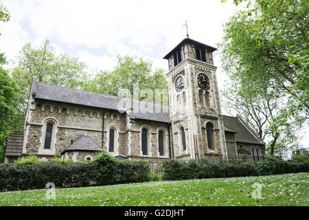 St Pancras alte Kirche und ein Teil der Kirchhof, London, England, UK Stockfoto