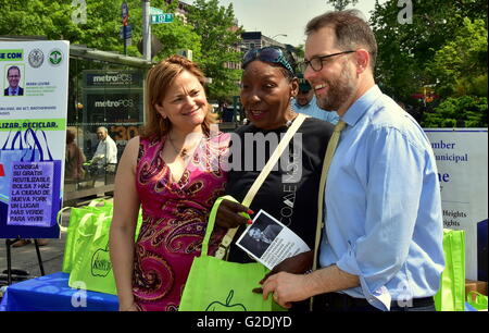 New York: Rat Lautsprecher Melissa Mark-Viverito (links) und Bezirk 7 Rat Mitglied Mark Levine (rechts) Stockfoto