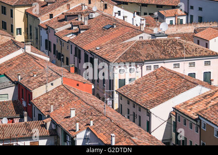 Luftbild von der ummauerten Stadt Montagnana, eines der schönsten Dörfer in Italien. Stockfoto