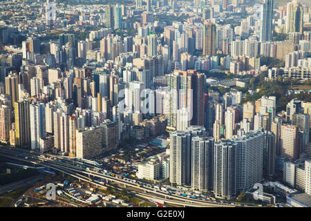 Luftaufnahme von West Kowloon von Sky 100 Aussichtsplattform in ICC (International Commerce Centre), West Kowloon, Hong Kong, China Stockfoto