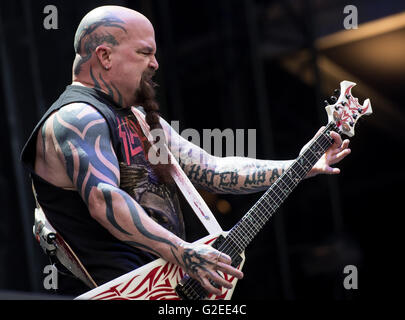 München, Deutschland. 29. Mai 2016. Kerry King, Gitarrist der Band "Slayer", erklingt in das Musikfestival "Rockavaria" in München, 29. Mai 2016. Foto: SVEN HOPPE/Dpa/Alamy Live News Stockfoto