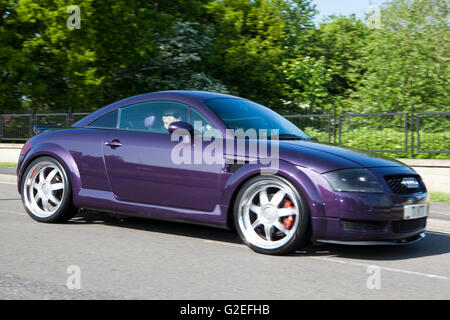 Audi Tt, Classic, 2-Sitzer, SportsPendle, Lancashire, UK. 29. Mai 2016. Die Motoren brüllten in der rollenden Pennine Hills heute als Supersportwagen von klassisch bis zum heutigen Tag für die Charity-PowerFest angekommen treffen in Pendle. Bildnachweis: Cernan Elias/Alamy Live-Nachrichten Stockfoto