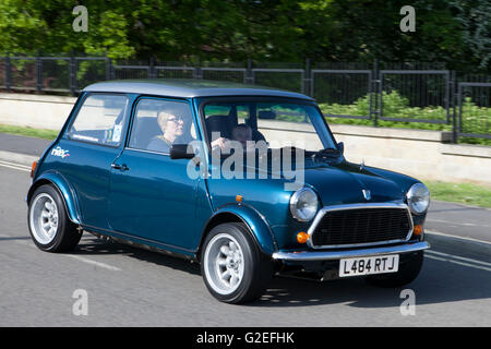 Mini Cooper, Gt, Classic, Sport, Pendle, Lancashire, UK. 29. Mai 2016. Die Motoren brüllten in der rollenden Pennine Hills heute als Supersportwagen von klassisch bis zum heutigen Tag für die Charity-PowerFest angekommen treffen in Pendle. Bildnachweis: Cernan Elias/Alamy Live-Nachrichten Stockfoto