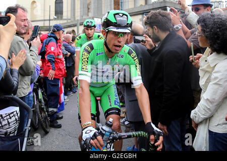 Turin, Italien. 29. Mai 2016. Der Heimat Lieblings Vincenzo Nibali gewinnt einen zweiten Giro d ' Italia Sieg und eine vierte Grand Tour-Titel am Sonntag aber Giacomo Nizzolos Hoffnung auf einen ersten Etappensieg wurden wieder zunichte gemacht, als er disqualifiziert wurde. © Daniela Parra Saiani/Pacific Press/Alamy Live-Nachrichten Stockfoto