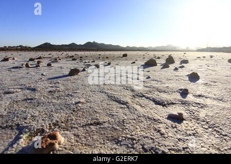 Trocknen Sie natürliche Salzseen (Salinas) an der Küste von Murcia, Spanien Stockfoto