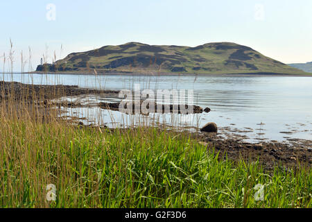 Davaar Insel an der Mündung des Campbeltown Loch aus dem Osten von Kintyre, in Argyll and Bute, Scotland Stockfoto