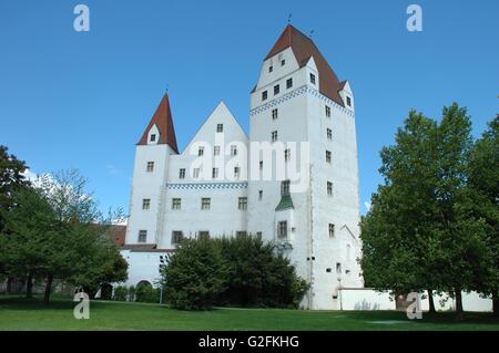 Ingolstadt, Deutschland - 24. August 2014: New Burgenbau in Bewaffnung Museum in Ingolstadt in Deutschland. Nicht identifizierte Personen visi Stockfoto