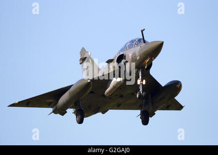 Französische Luftwaffe Mirage 2000 D Landung während der Übung Frisian Flag. Stockfoto