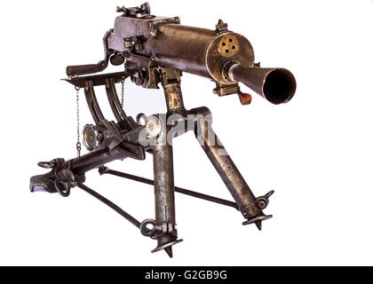 alte schwarze Farbe-Maschinengewehr auf einem Stativ Vorderansicht isoliert auf weißem Hintergrund Stockfoto