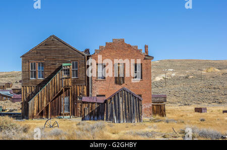 Holz- und Ziegelbau in Bodie State Park, California, Amerika Stockfoto