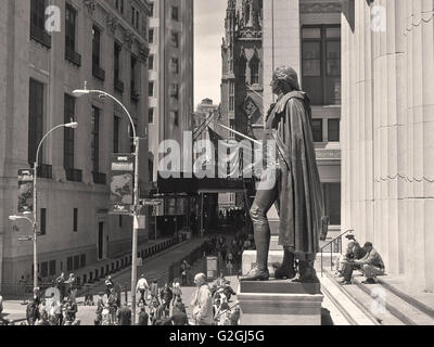 Federal Hall und George-Washington-Statue an der Wall Street Stockfoto