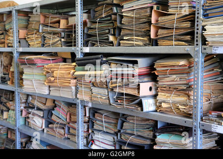 Deutschland, Leipzig. Dokumente im Archiv der ehemaligen Geheimpolizei Stasi Hauptquartier, jetzt BStU Bundesbeauftragte für die Unterlagen des Staatssicherheitsdienstes der ehemaligen DDR in Leipzig, Deutschland Stockfoto