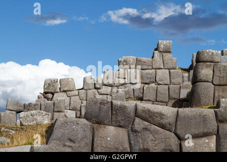 Die Mauern der Festung Sacsayhuaman, Cusco, Peru Stockfoto