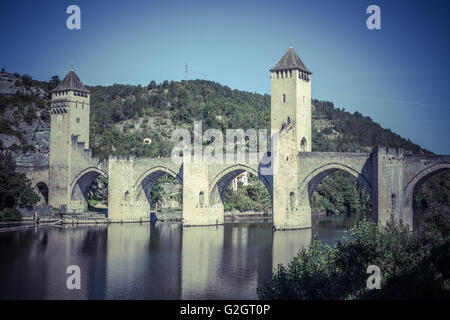 Die Valentre Brücke das Symbol der Stadt Cahors, Frankreich Stockfoto