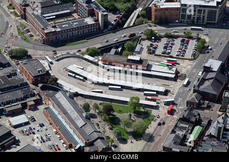 Luftaufnahme von Bury Town Center Busbahnhof terminal, Lancashire, UK Stockfoto