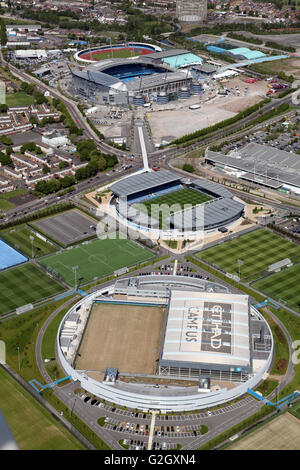 Luftaufnahme von Manchester City Football Academy, Etihad Stadium & Manchester Regional Centre, UK Stockfoto