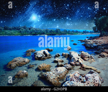 Küstenlandschaft auf Kleopatra Insel. Elemente dieses Bildes, eingerichtet von der NASA Stockfoto