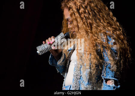 Detroit, Michigan, USA. 28. Mai 2016. TRINA, die Durchführung auf der Hip Hop Smackdown Tour im Fox Theatre in Detroit, MI am 28. Mai 2016 © Marc Nader/ZUMA Draht/Alamy Live News Stockfoto