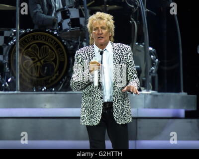 Berlin, Deutschland. 31. Mai 2016. "Rod Stewart", Konzert in der Mercedes-Benz-Arena, Berlin, 31.05.2016 | Verwendung Weltweit Credit: Dpa picture-Alliance/Alamy Live News Stockfoto